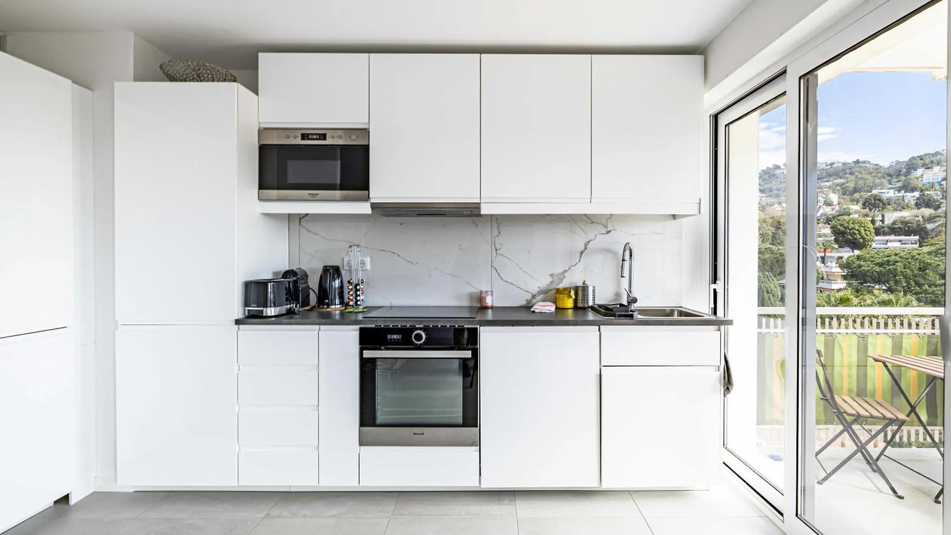 Apartment Elegance And Serenity With Terrace, View & A-C Cannes